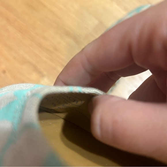 Coach Blue Cream Flats Sz 9 Women’s Shoes - Picture 5 of 7